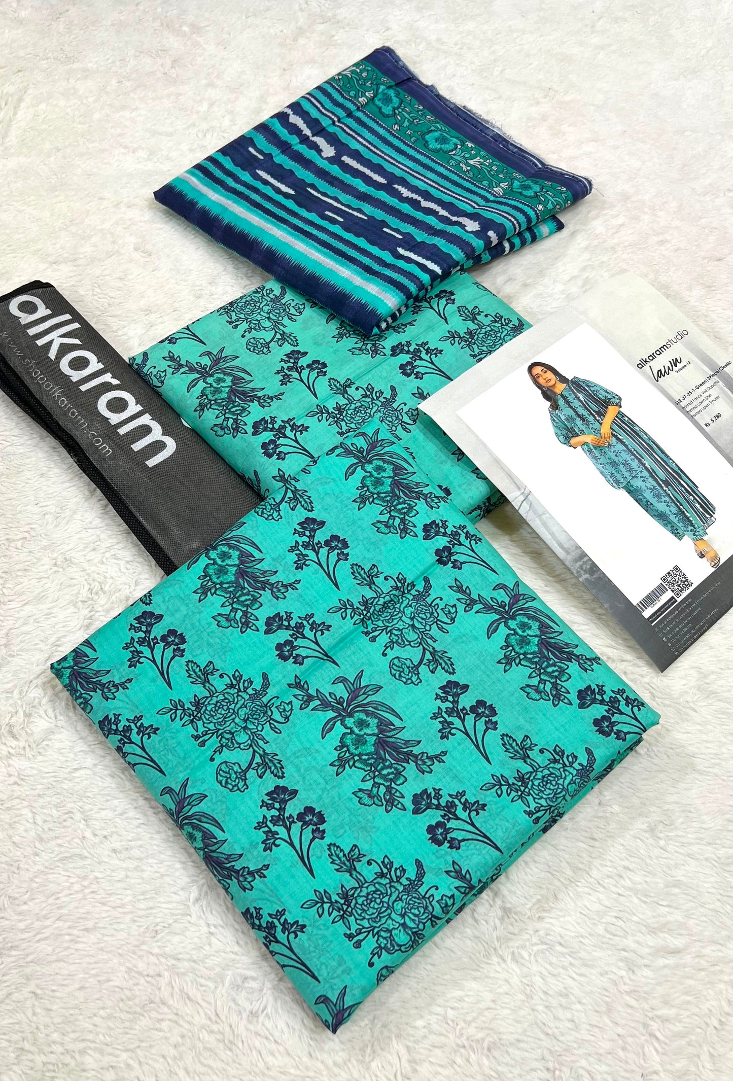 Alkaram 💯 Original Stock Printed Lawn 3Pc