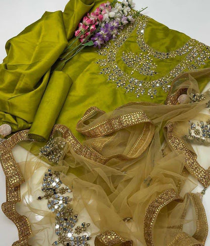 Fabric: Katan Silk, Banarsi Net & Net
